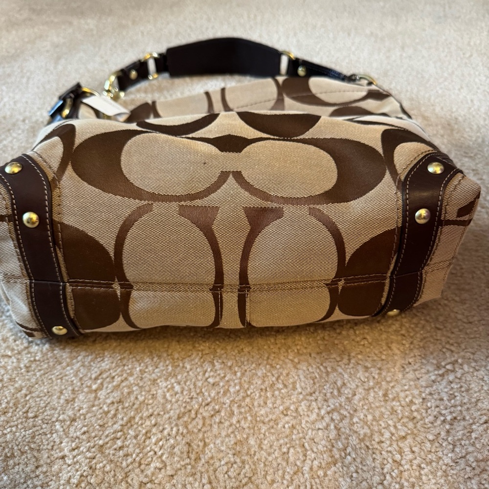 NWT Vintage Coach Carly Large Hobo Signature C Embroidered Leather Trim Bag - Picture 3 of 11